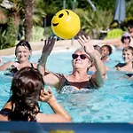 4 étoiles - Piscine - Eebifg Camping Parentis-en-Born
