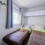 4 étoiles - Piscine - Eebifg Camping *