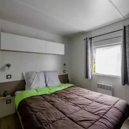 4 Etoiles - Piscine - Eebife Campsite