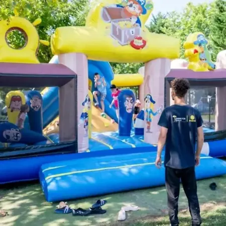Zecamping 4 Etoiles Avec Piscine Couverte - Proche Biscarrosse Parentis-en-Born