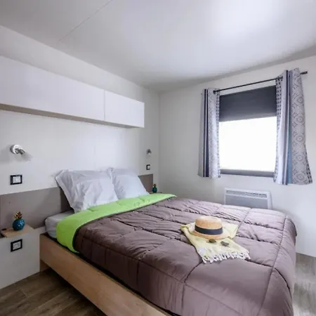 Zecamping 4 Etoiles Avec Piscine Couverte - Proche Biscarrosse Campingplads Parentis-en-Born