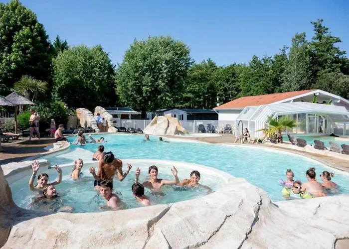 Campingplads Zecamping 4 Etoiles Avec Piscine Couverte - Proche Biscarrosse *