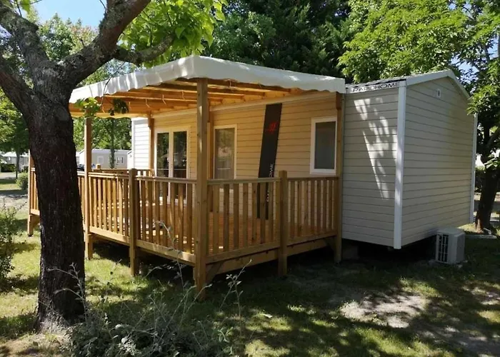 Zecamping 4 Etoiles Avec Piscine Couverte - Proche Biscarrosse
