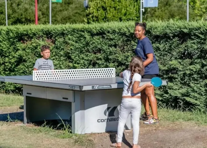 Zecamping 4 Etoiles Avec Piscine Couverte - Proche Biscarrosse